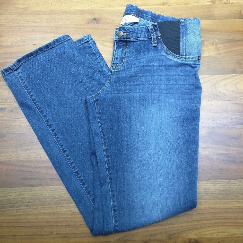 Isabel Maternity boot cut jeans good condition with stretch under belly Hip Hug